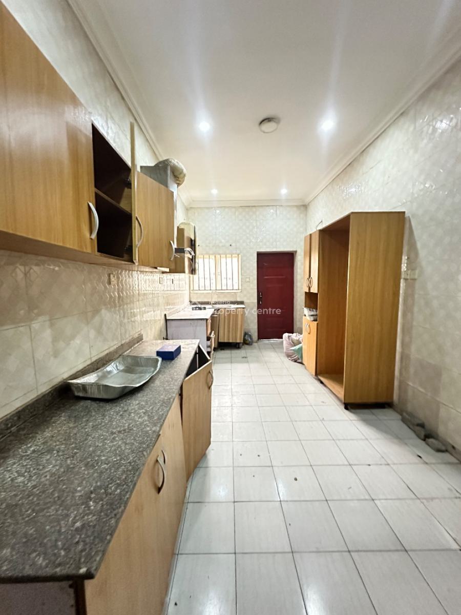 Nicely Built 4 Bedroom Terrace Duplex with Bq, Osapa, Lekki, Lagos, Terraced Duplex for Sale
