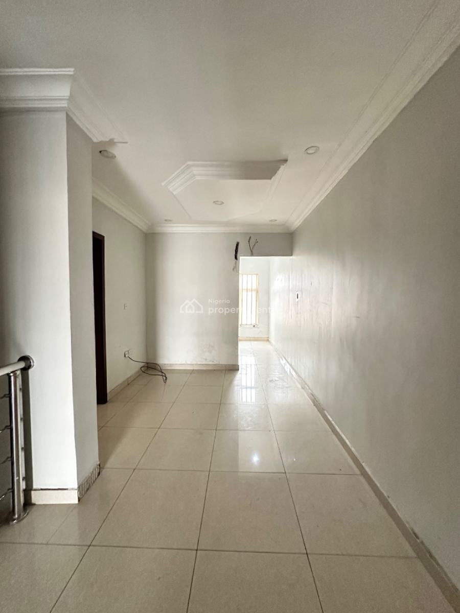 Nicely Built 4 Bedroom Terrace Duplex with Bq, Osapa, Lekki, Lagos, Terraced Duplex for Sale