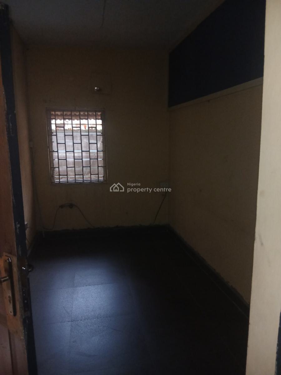 Luxury 2-bedroom Back Office Flat, Off Ogunlana Drive, Surulere, Lagos, Flat / Apartment for Rent