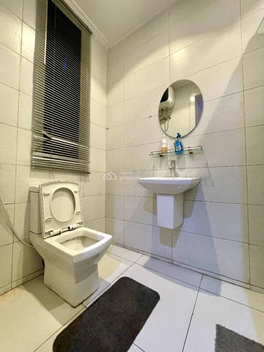 Tastefully Furnished 1 Bedroom Apartment with Inverter, Lekki Phase 1, Lekki, Lagos, Flat / Apartment for Rent