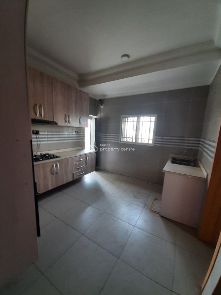 3 Bedroom Apartment, Lekki Phase 1, Lekki, Lagos, Terraced Duplex for Sale