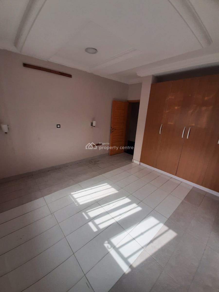 3 Bedroom Apartment, Lekki Phase 1, Lekki, Lagos, Terraced Duplex for Sale