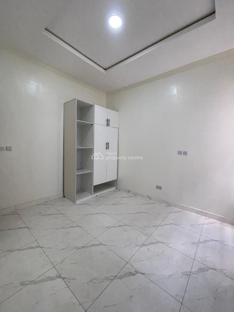 Charming 4 Bedroom Semi Detached Duplex with Bql in a Secure Estate, Vgc, Lekki, Lagos, Semi-detached Duplex for Sale