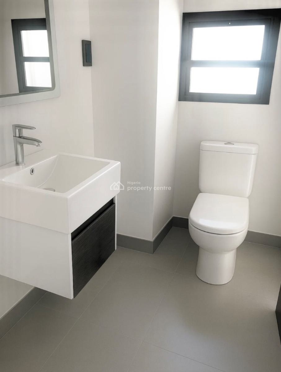 Exquisite 3 Bedroom Penthouse in a Premium Court, Off Freedom Way, Lekki Phase 1, Lekki, Lagos, Flat / Apartment for Rent