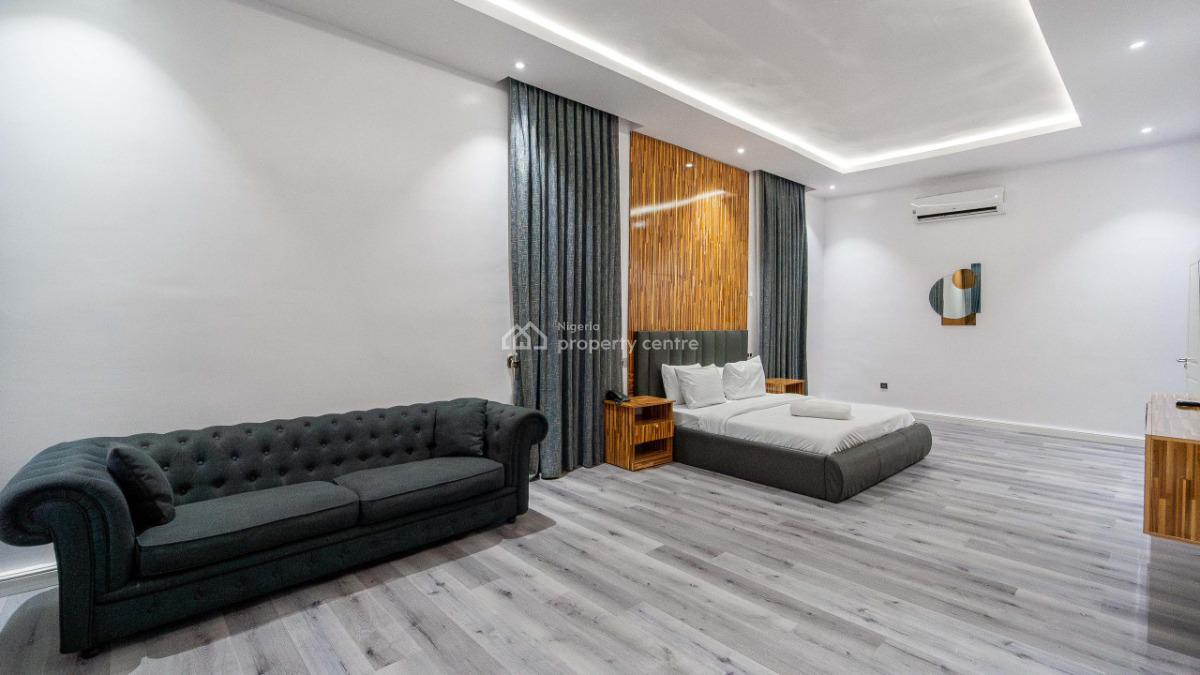 Luxury 5 Bedroom with Swimming Pool, Snooker and Ps5, Lekki Phase 1, Lekki, Lagos, House Short Let