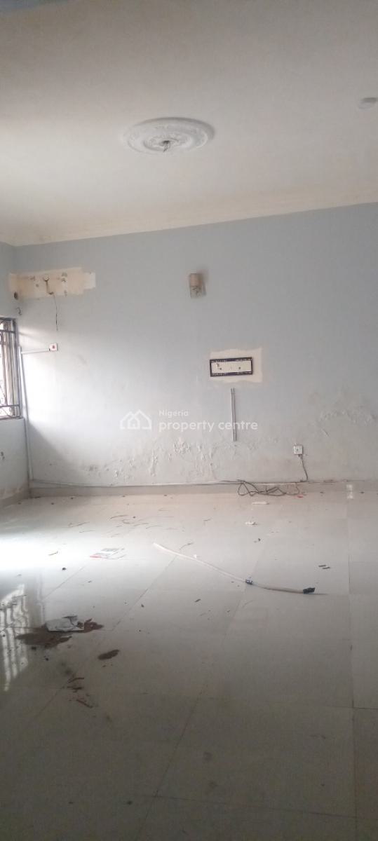 Now Available, Off Mobil Road Ilaje Ajah, Ilaje, Ajah, Lagos, Flat / Apartment for Rent
