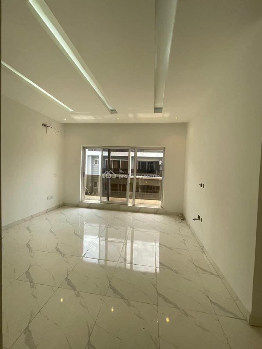 Top-notch 4 Bedroom Terrace, Lekki Lagos, Lekki Phase 1, Lekki, Lagos, Flat / Apartment for Rent