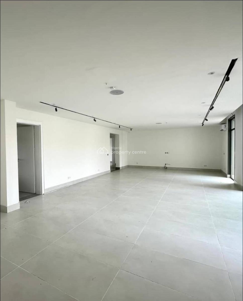 Smart 4 Bedroom Apartment with Boys Quarters., Banana Island, Ikoyi, Lagos, Flat / Apartment for Rent