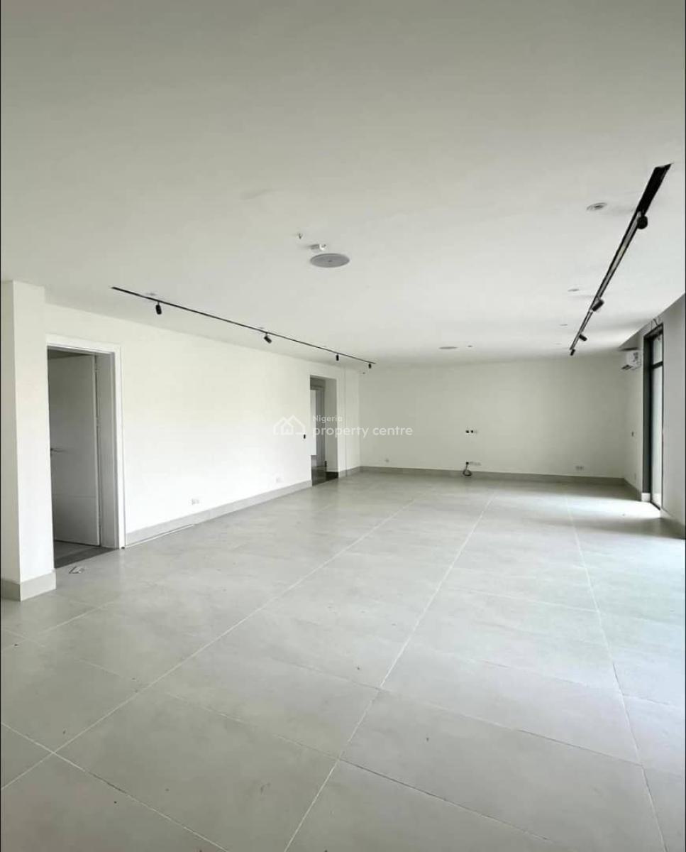 Smart 4 Bedroom Apartment with Boys Quarters., Banana Island, Ikoyi, Lagos, Flat / Apartment for Rent