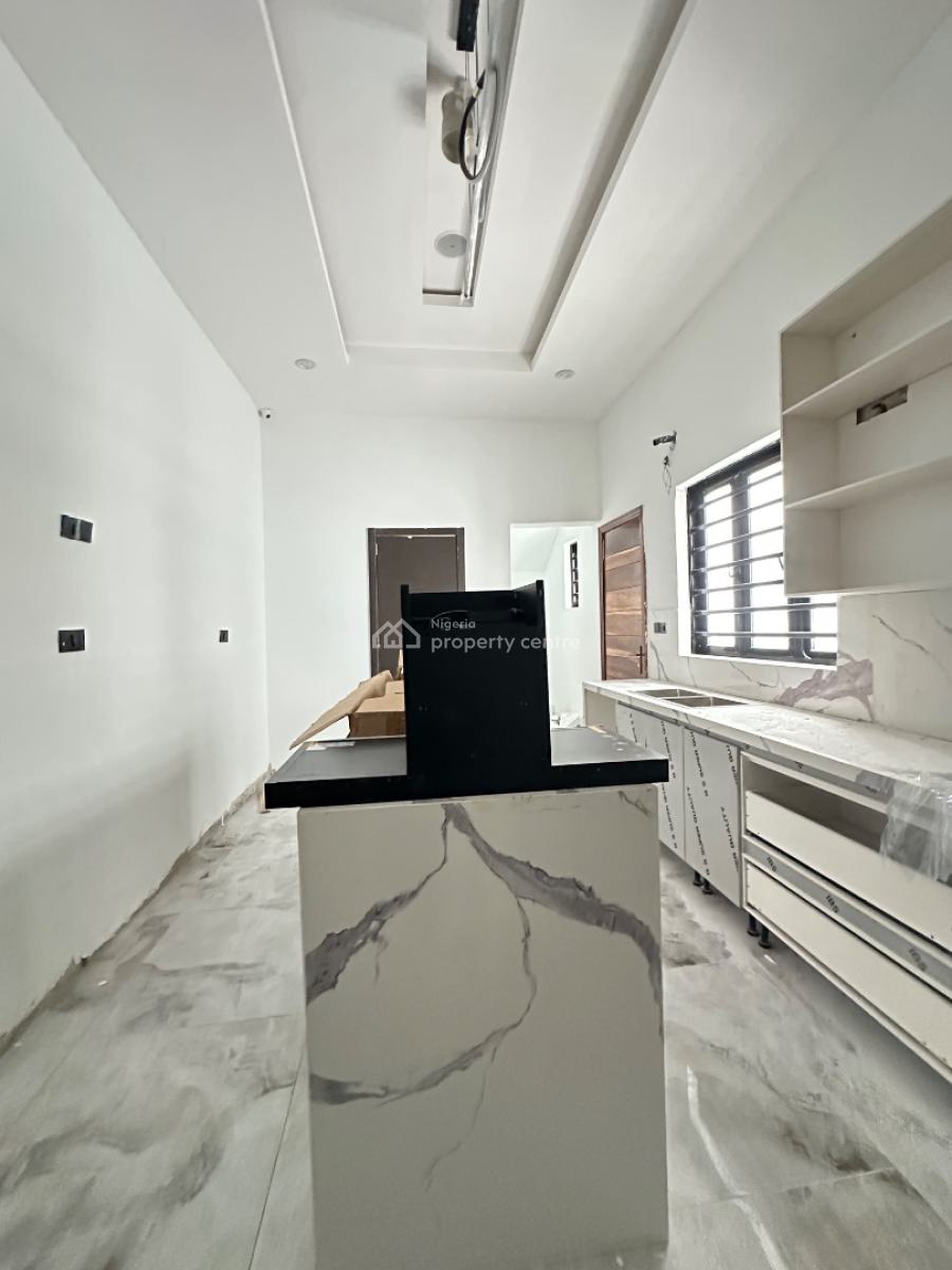 Spaciously Built 5 Bedroom Detached Duplex with Bq, Osapa, Lekki, Lagos, Detached Duplex for Sale
