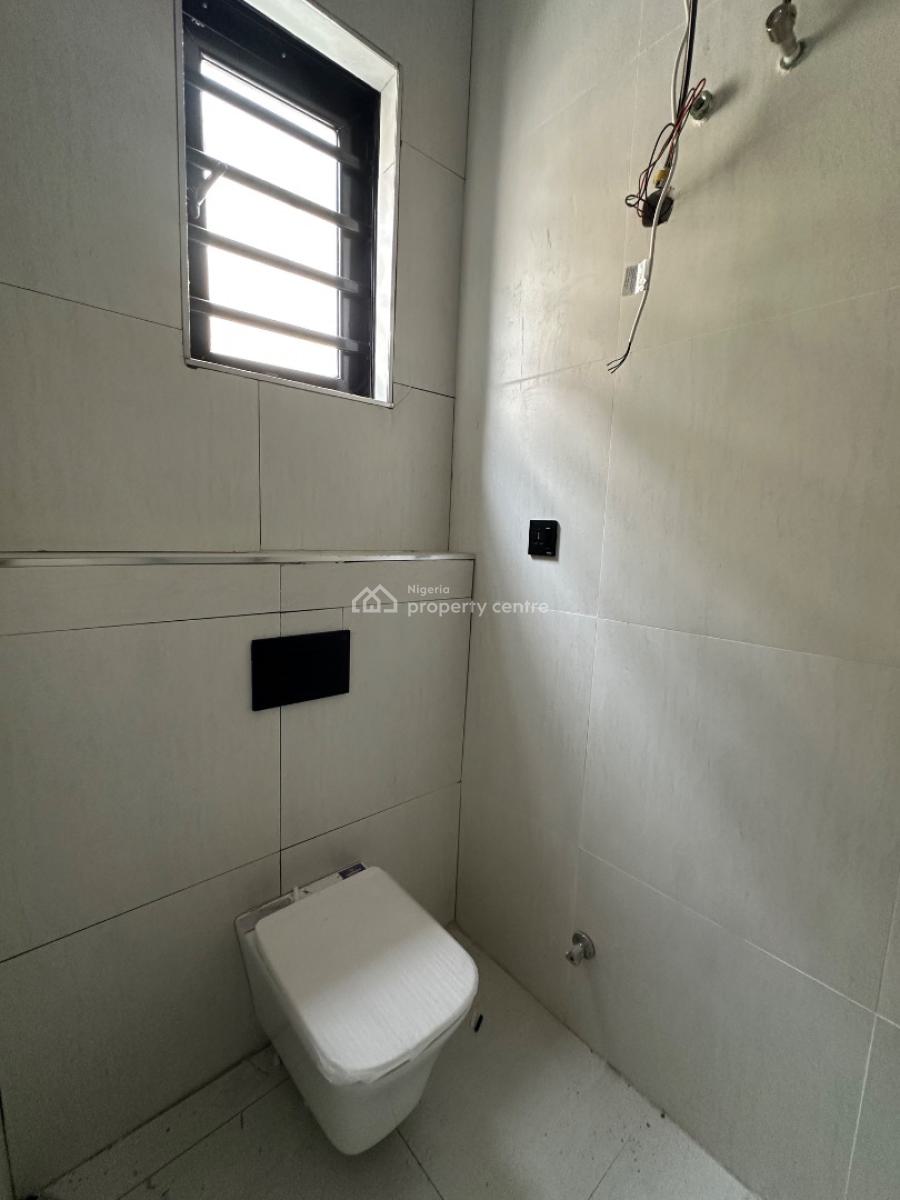 Spaciously Built 5 Bedroom Detached Duplex with Bq, Osapa, Lekki, Lagos, Detached Duplex for Sale
