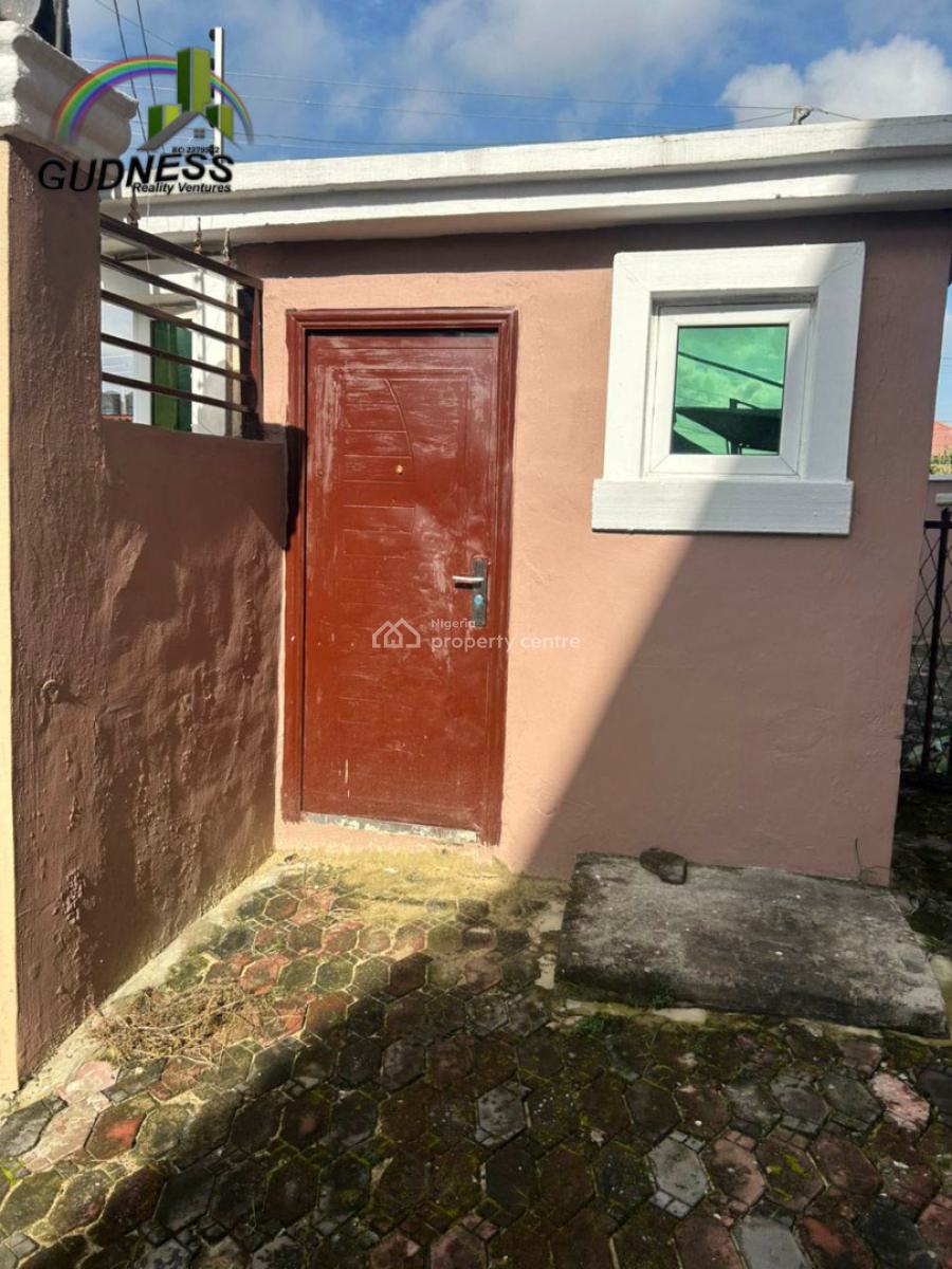 4 Bedrooms Flat All Rooms En-suite with a Room Bq, Lekky County Homes, Ikota, Lekki, Lagos, Flat / Apartment for Rent