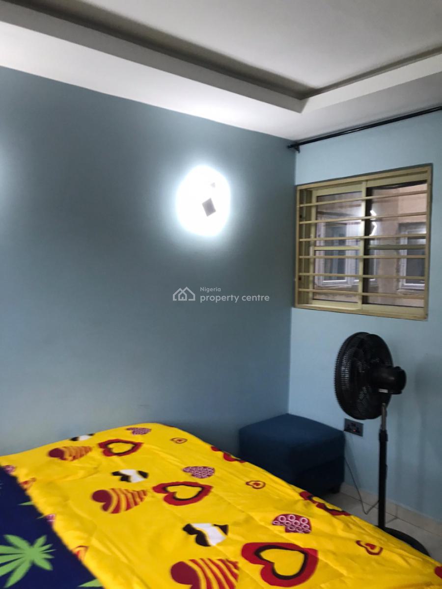 Fully Furnished 2 Bedroom Apartment, Mambolo Street, Zone 2, Wuse, Abuja, Flat / Apartment Short Let