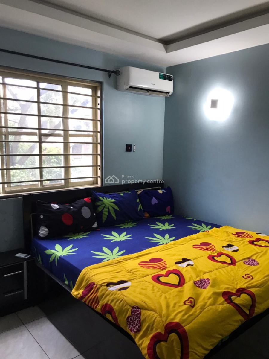 Fully Furnished 2 Bedroom Apartment, Mambolo Street, Zone 2, Wuse, Abuja, Flat / Apartment Short Let