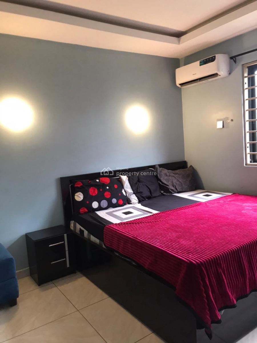 Fully Furnished 2 Bedroom Apartment, Mambolo Street, Zone 2, Wuse, Abuja, Flat / Apartment Short Let