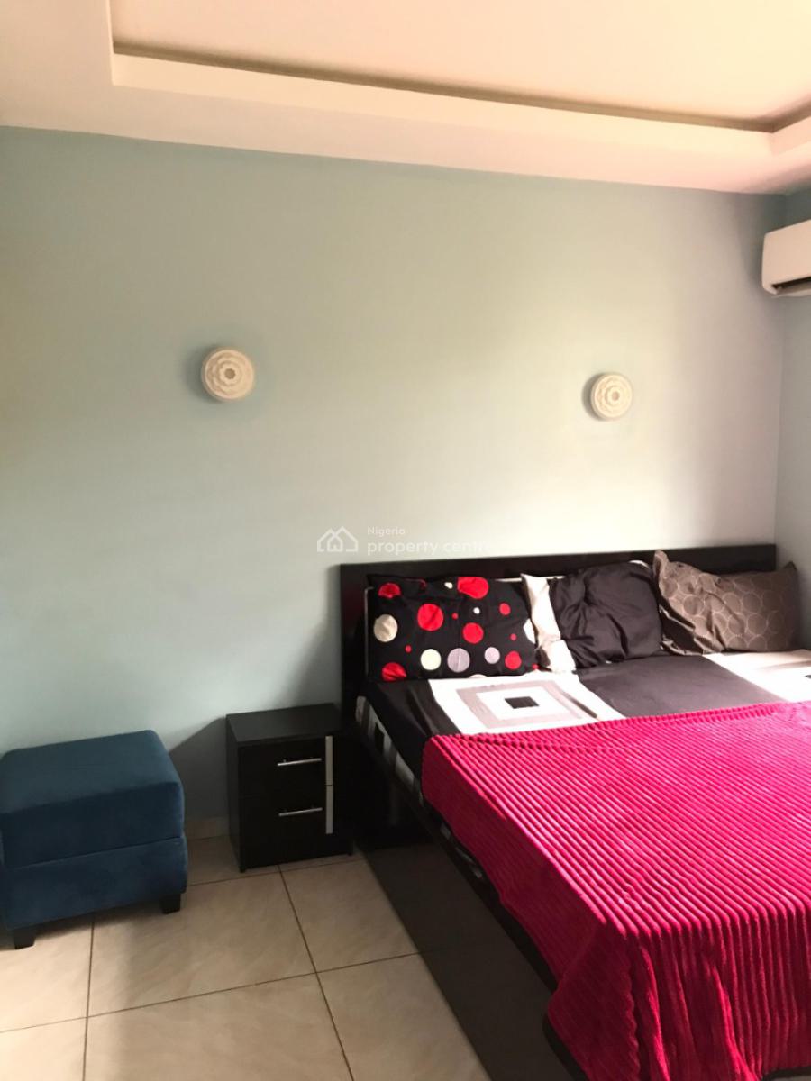 Fully Furnished 2 Bedroom Apartment, Mambolo Street, Zone 2, Wuse, Abuja, Flat / Apartment Short Let