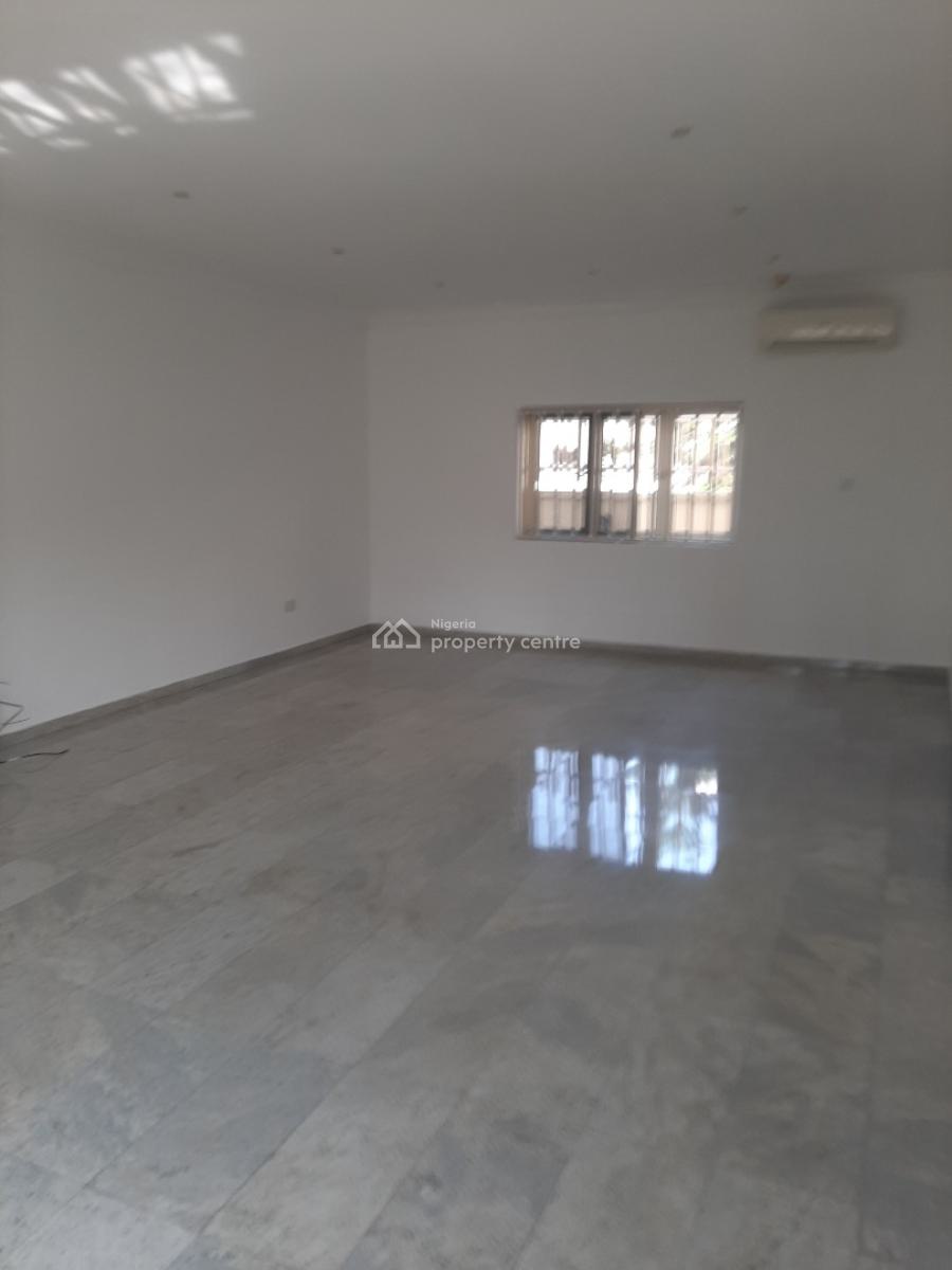 3 Bedroom Apartment, Lekki Phase 1, Lekki, Lagos, Flat / Apartment for Rent