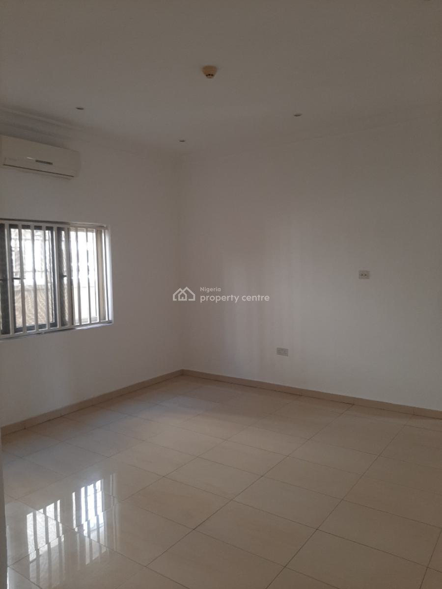 3 Bedroom Apartment, Lekki Phase 1, Lekki, Lagos, Flat / Apartment for Rent