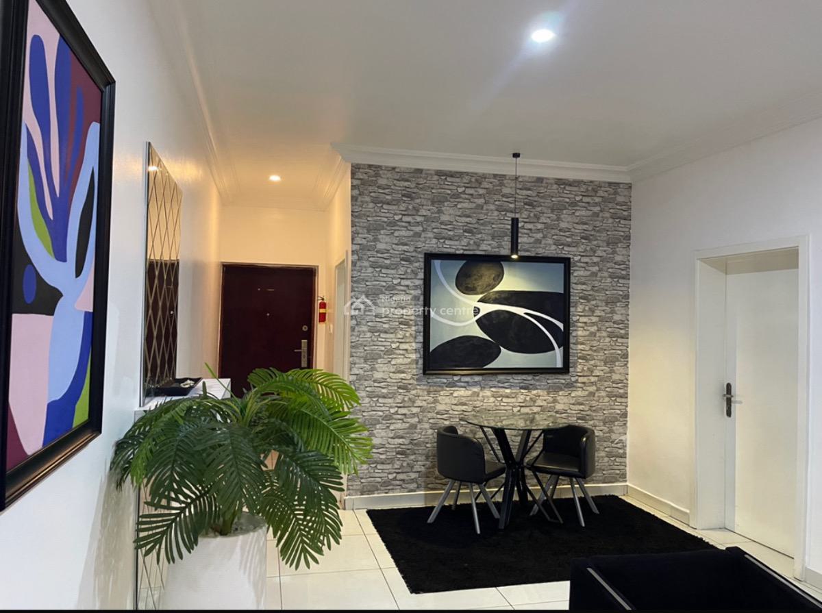 2 Bedroom Apartment, Lekki Phase 1, Lekki, Lagos, Flat / Apartment Short Let