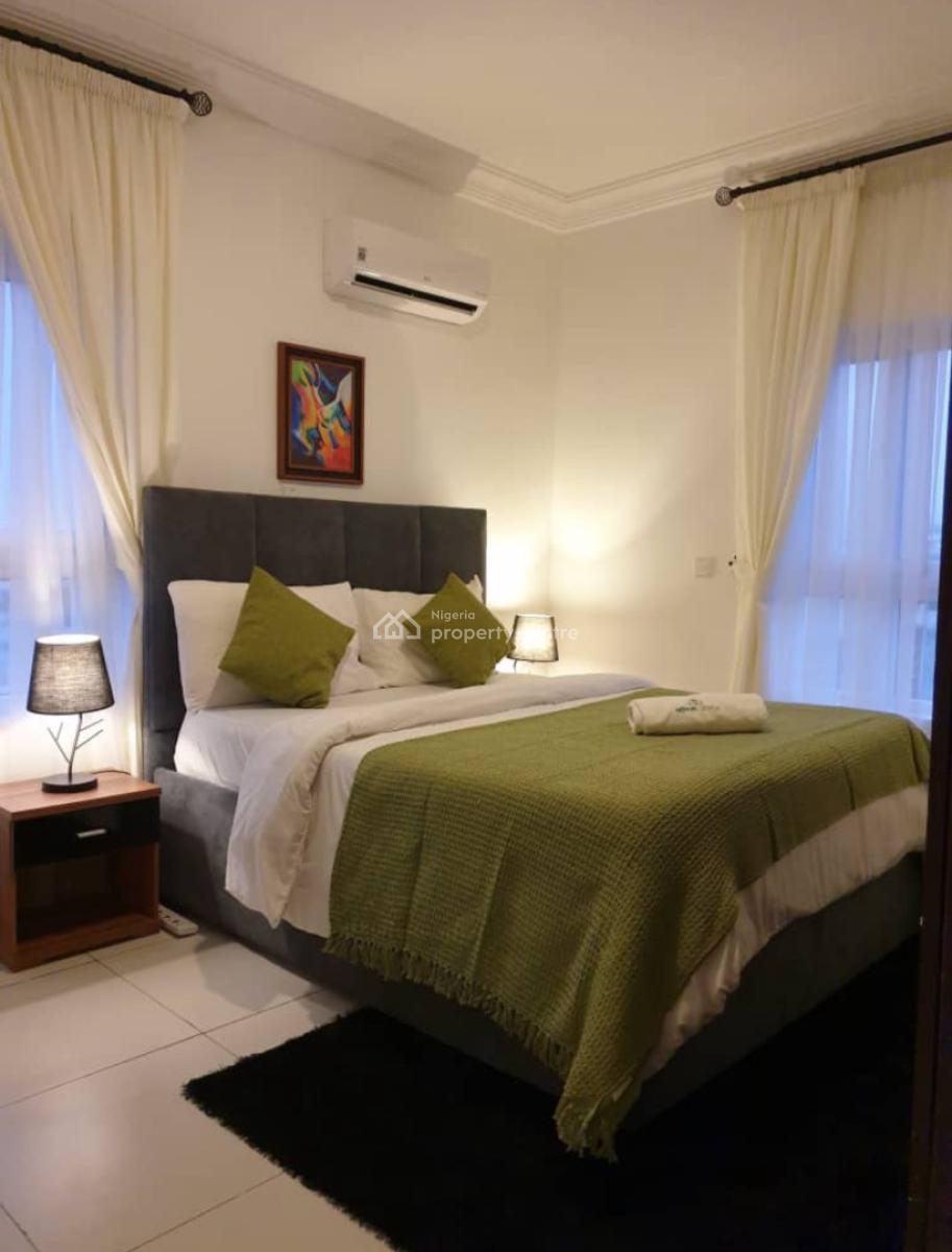 2 Bedroom Apartment, Lekki Phase 1, Lekki, Lagos, Flat / Apartment Short Let