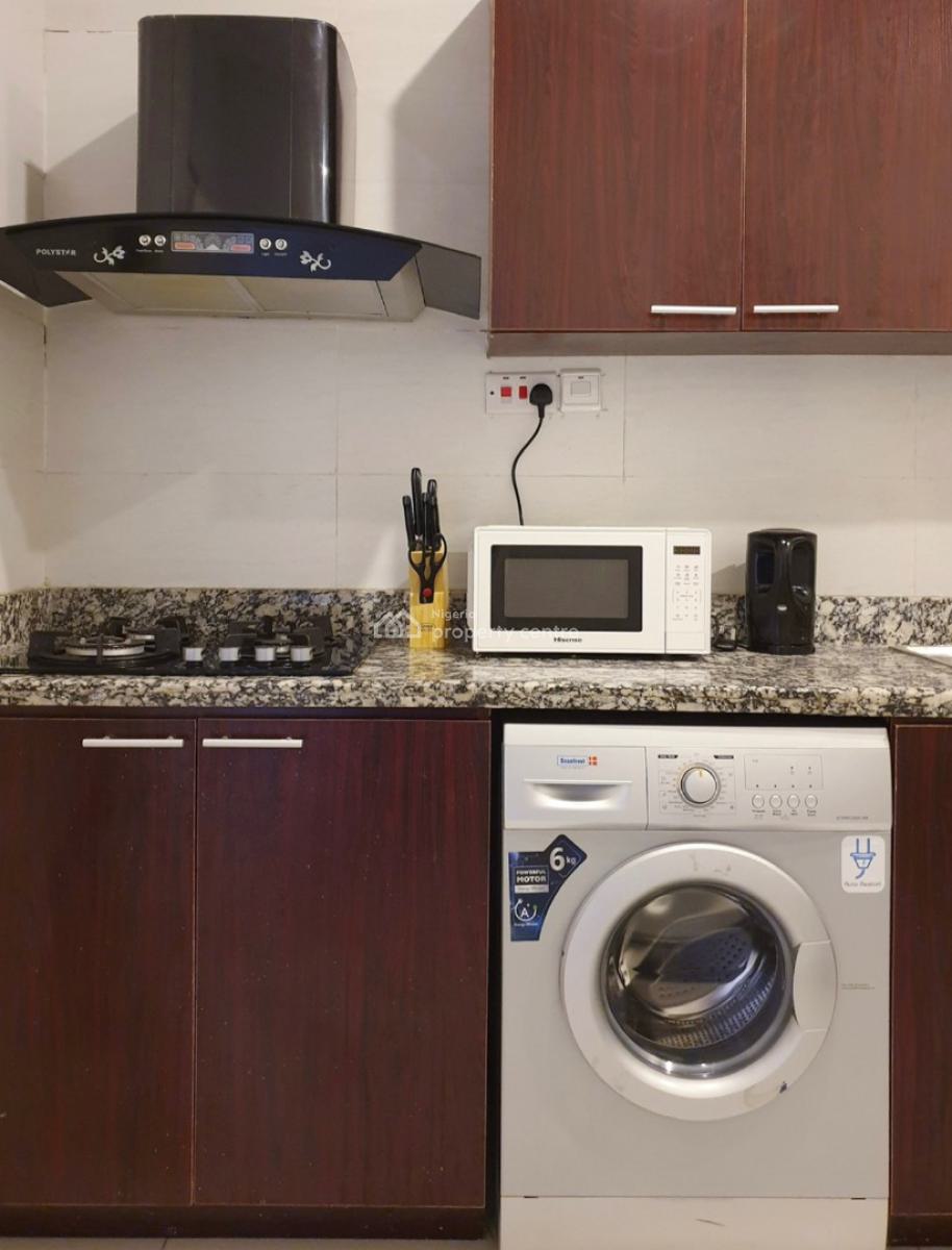 2 Bedroom Apartment, Lekki Phase 1, Lekki, Lagos, Flat / Apartment Short Let