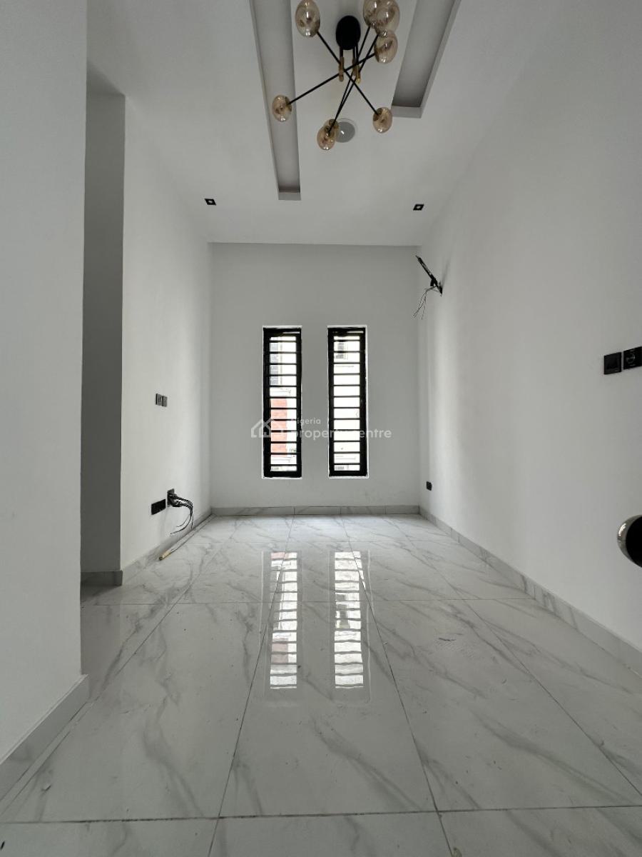 Spaciously Built 5 Bedroom Detached Duplex with Bq, Osapa London, Osapa, Lekki, Lagos, Detached Duplex for Sale