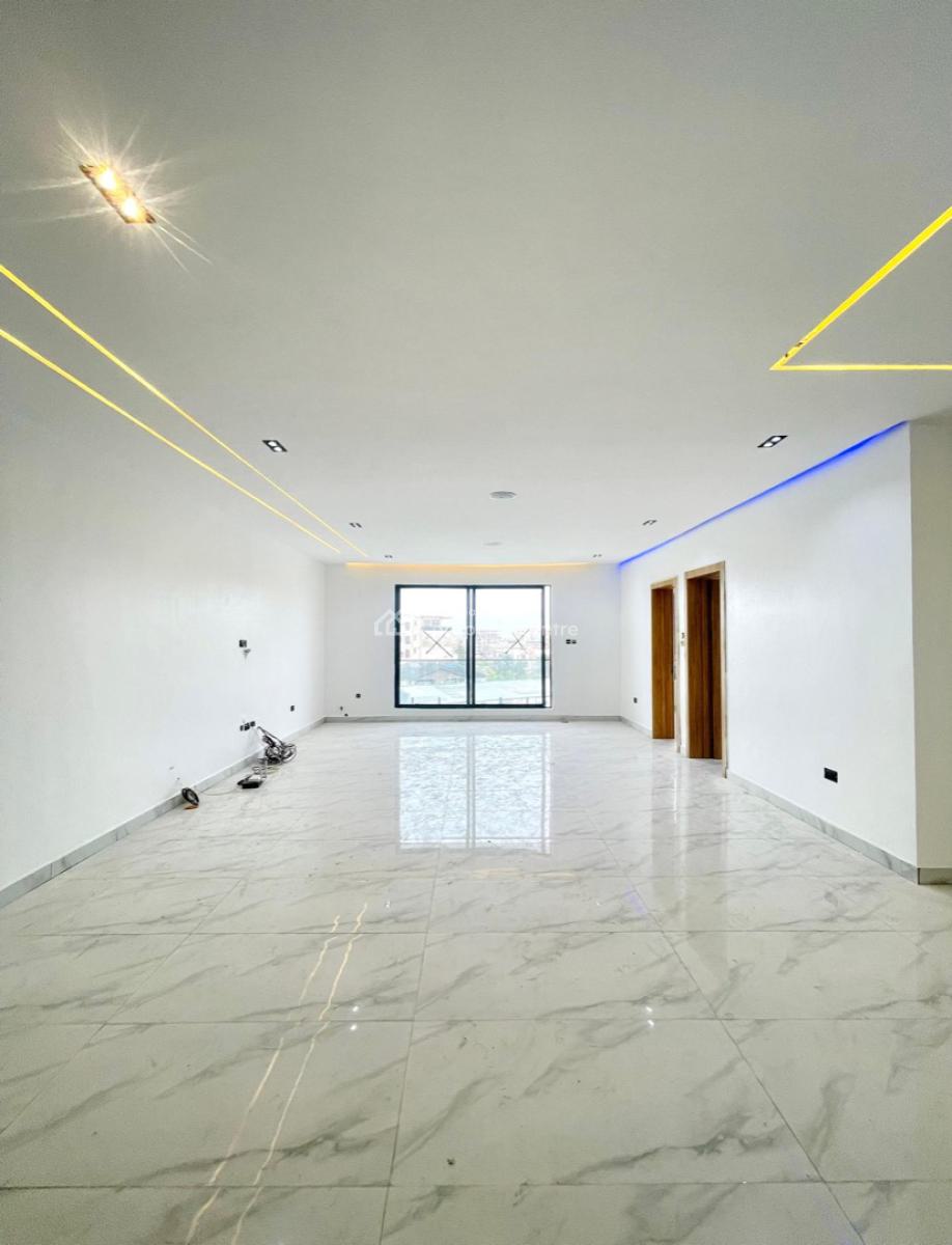 2 Bedroom Fully Serviced Apartment, Lekki Phase 1, Lekki, Lagos, Flat / Apartment for Sale