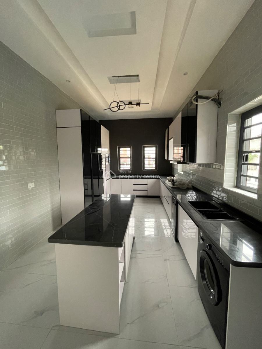 Clean & Spacious 5 Bedroom Fully Detached with Cinema & Swimming Pool, Victory Park, Osapa, Lekki, Lagos, Detached Duplex for Sale