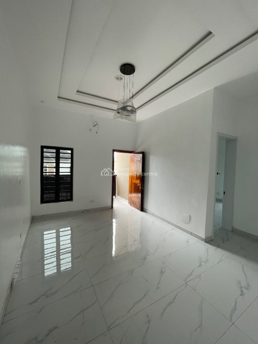 Clean & Spacious 5 Bedroom Fully Detached with Cinema & Swimming Pool, Victory Park, Osapa, Lekki, Lagos, Detached Duplex for Sale