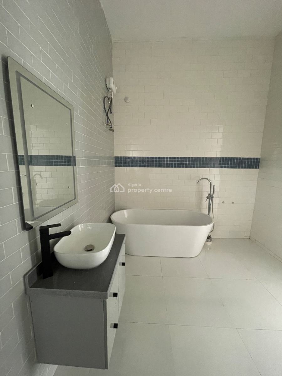 Clean & Spacious 5 Bedroom Fully Detached with Cinema & Swimming Pool, Victory Park, Osapa, Lekki, Lagos, Detached Duplex for Sale