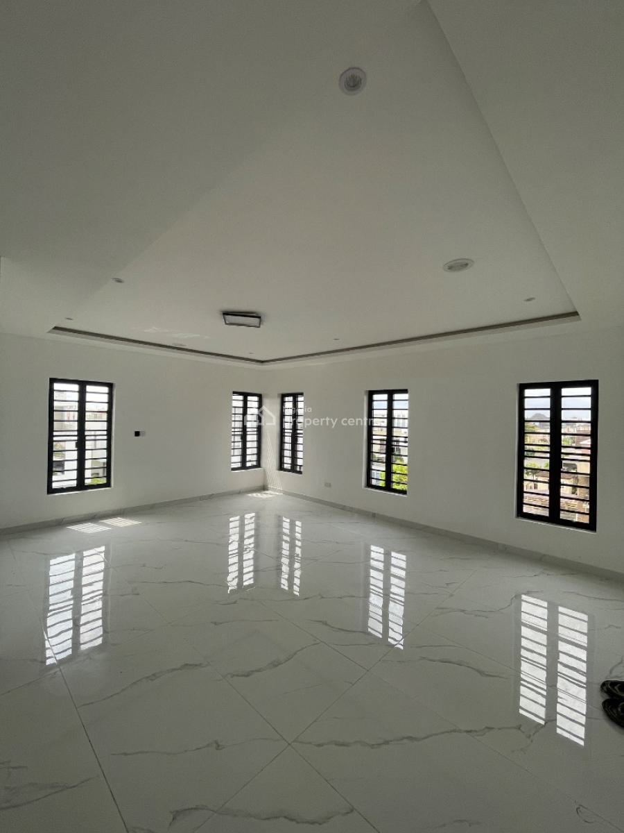Clean & Spacious 5 Bedroom Fully Detached with Cinema & Swimming Pool, Victory Park, Osapa, Lekki, Lagos, Detached Duplex for Sale