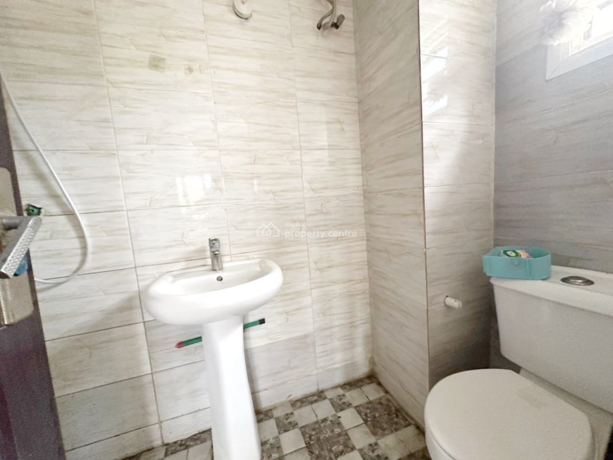 Luxury 3 Bedroom Apartment, Olowora, Omole Phase 2, Ikeja, Lagos, Flat / Apartment for Rent