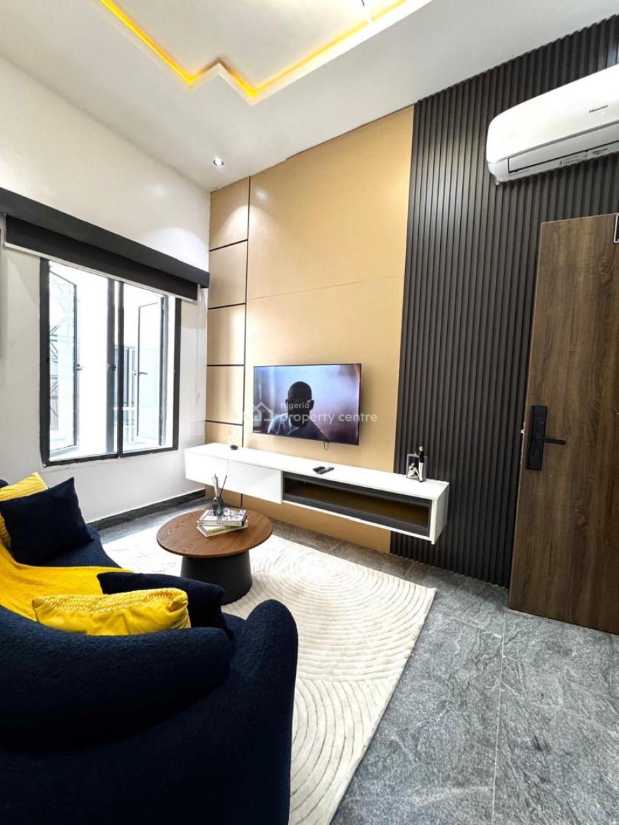 Newly Launched ️1 Bedroom Apartment with Swimming Pool, Lekki Phase 1, Lekki, Lagos, Flat / Apartment Short Let