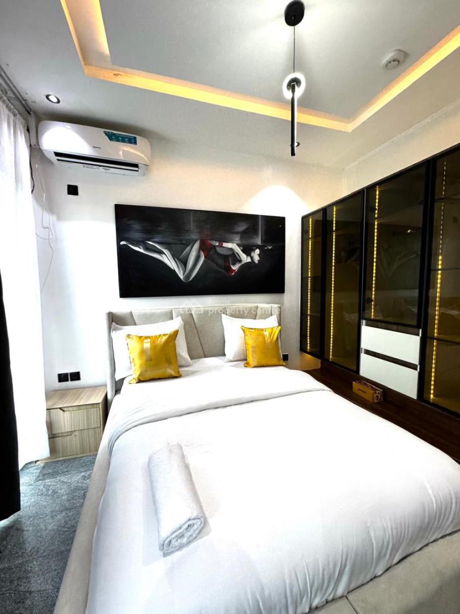 Newly Launched ️1 Bedroom Apartment with Swimming Pool, Lekki Phase 1, Lekki, Lagos, Flat / Apartment Short Let