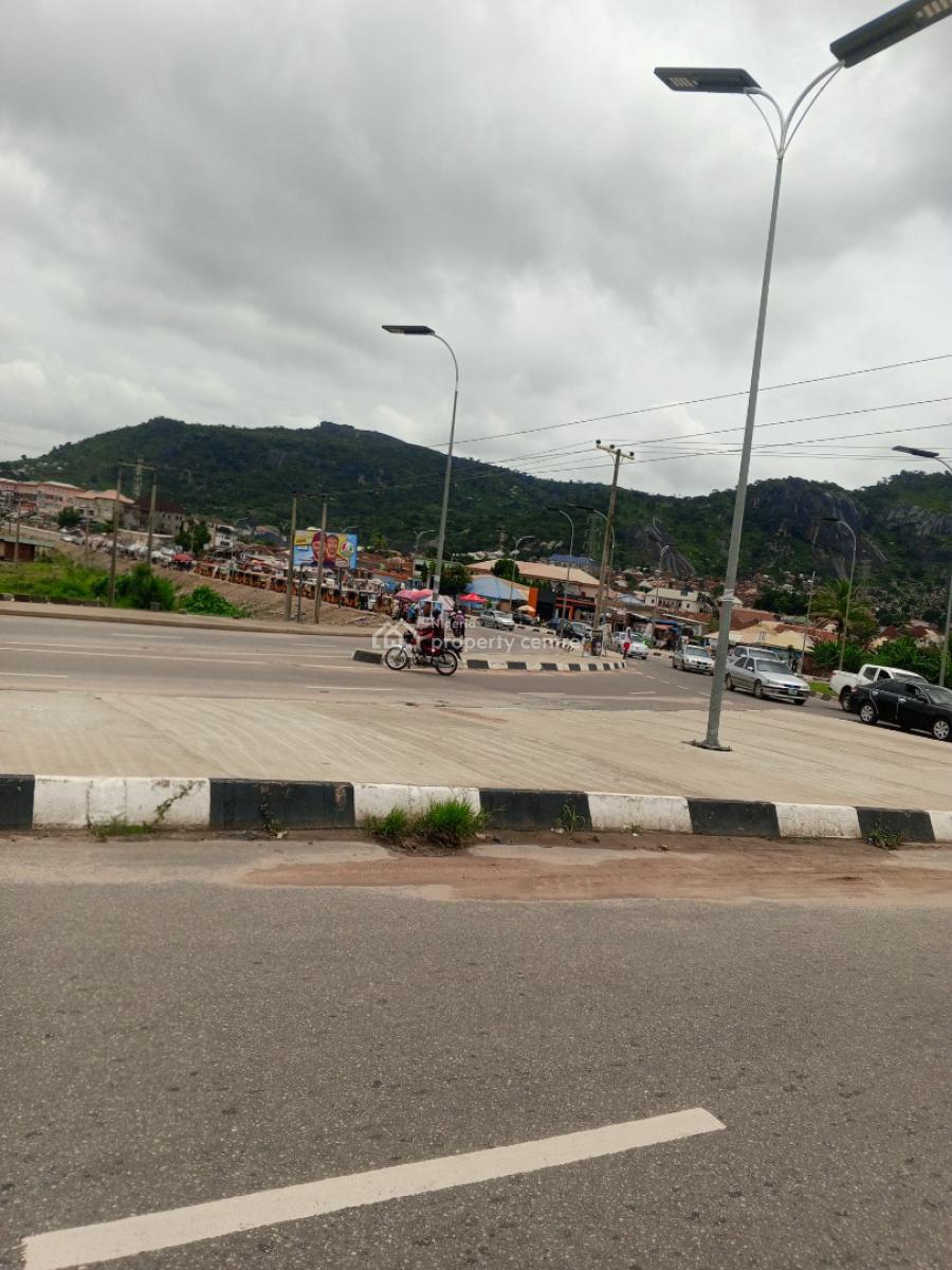 Popular Massive 4 Hectares Land, Fo1 Layout, Kubwa, Abuja, Commercial Land for Sale