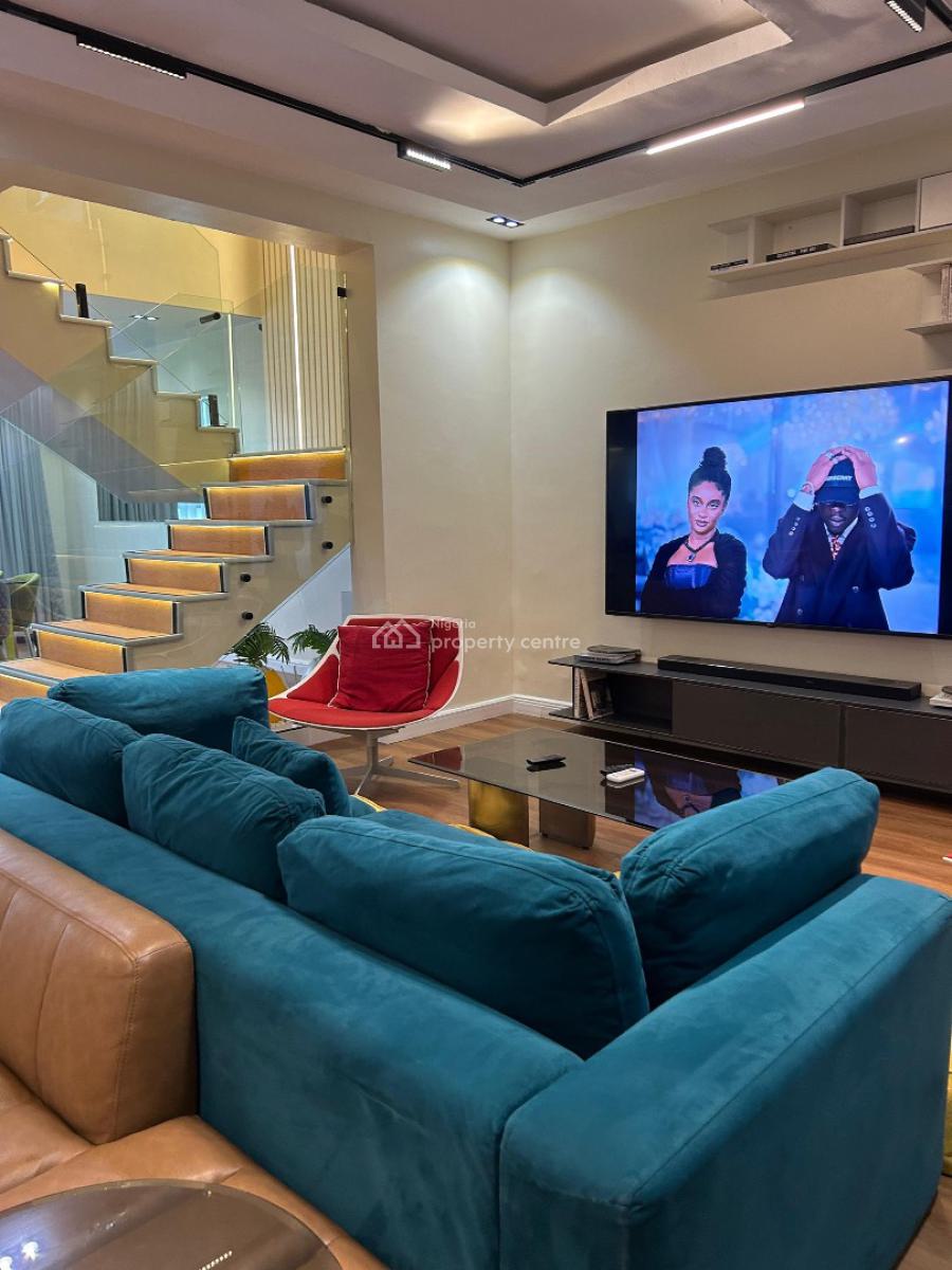 Brand New Cozy 2bedroom Apartment with a Ps5, Indoor Treadmill and Bal, Lekki Phase 1, Lekki, Lagos, Flat / Apartment Short Let