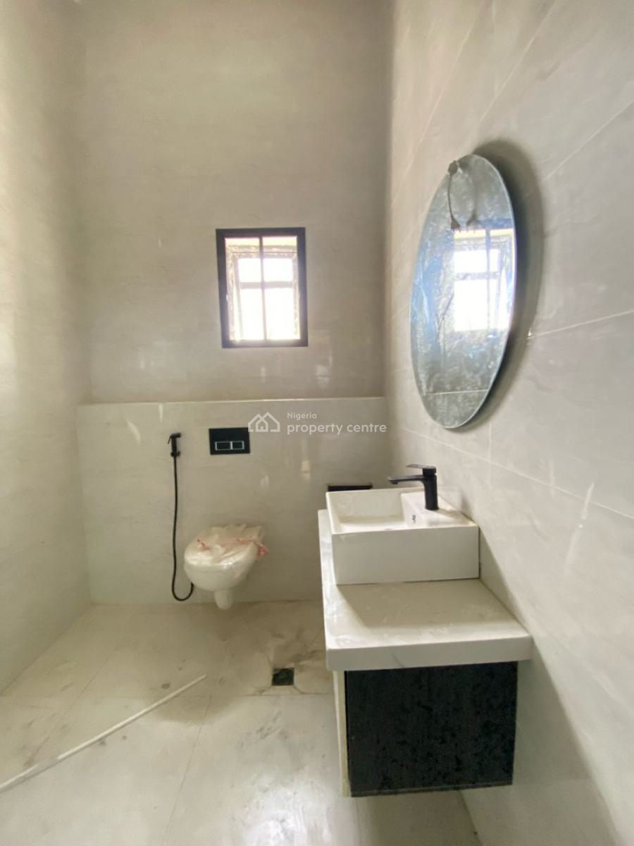 2 Bedroom Flat with Bq, Lekki, Lagos, Flat / Apartment for Rent