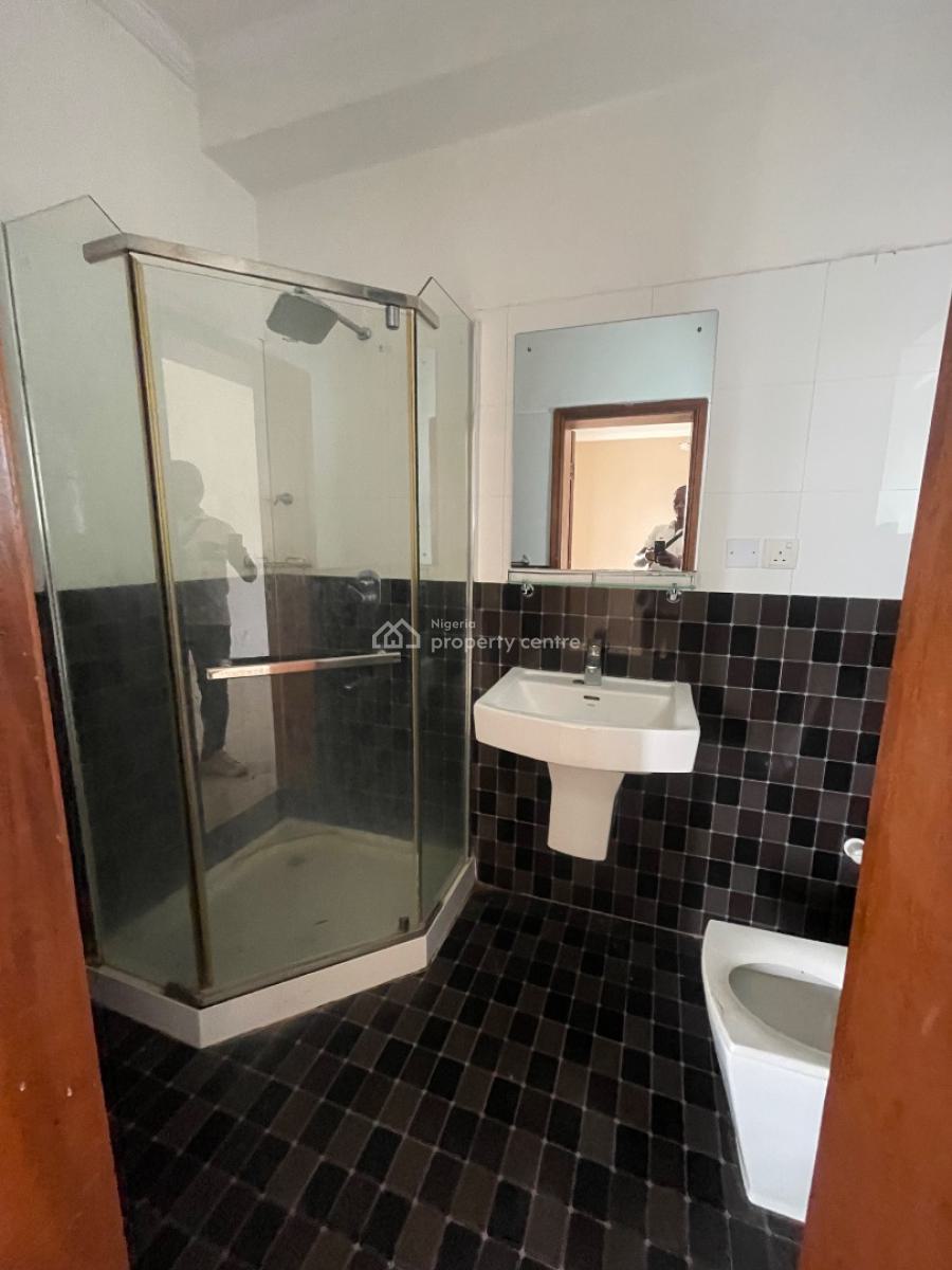 3 Bedroom with Bq Self Service, Off Admiralty Way, Lekki Phase 1, Lekki, Lagos, Flat / Apartment for Rent