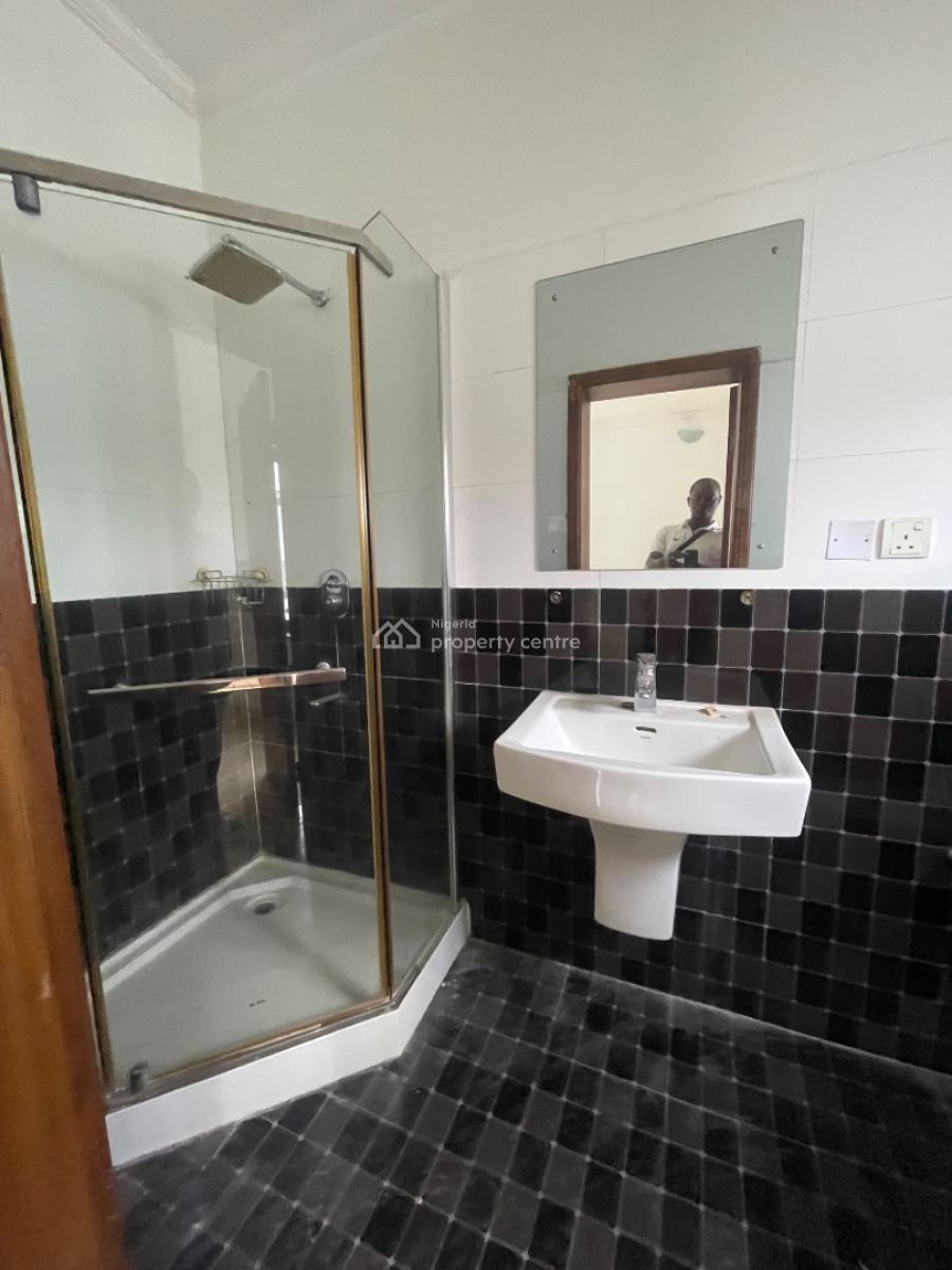 3 Bedroom with Bq Self Service, Off Admiralty Way, Lekki Phase 1, Lekki, Lagos, Flat / Apartment for Rent