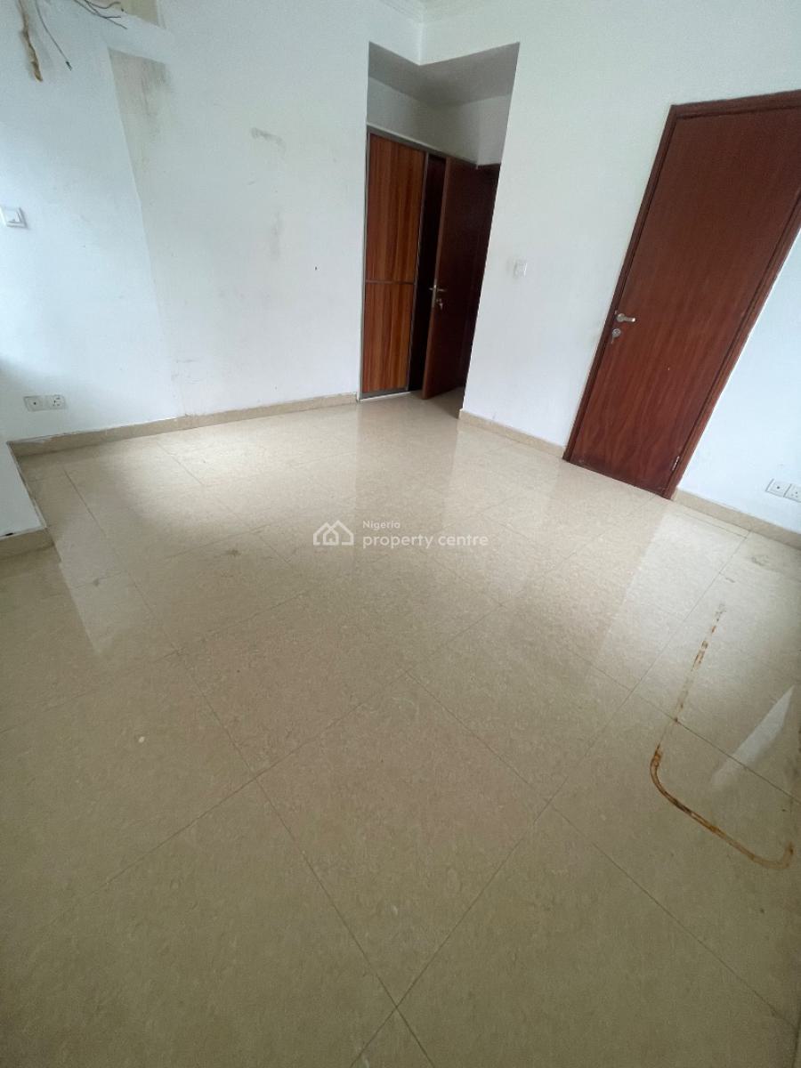 3 Bedroom with Bq Self Service, Off Admiralty Way, Lekki Phase 1, Lekki, Lagos, Flat / Apartment for Rent