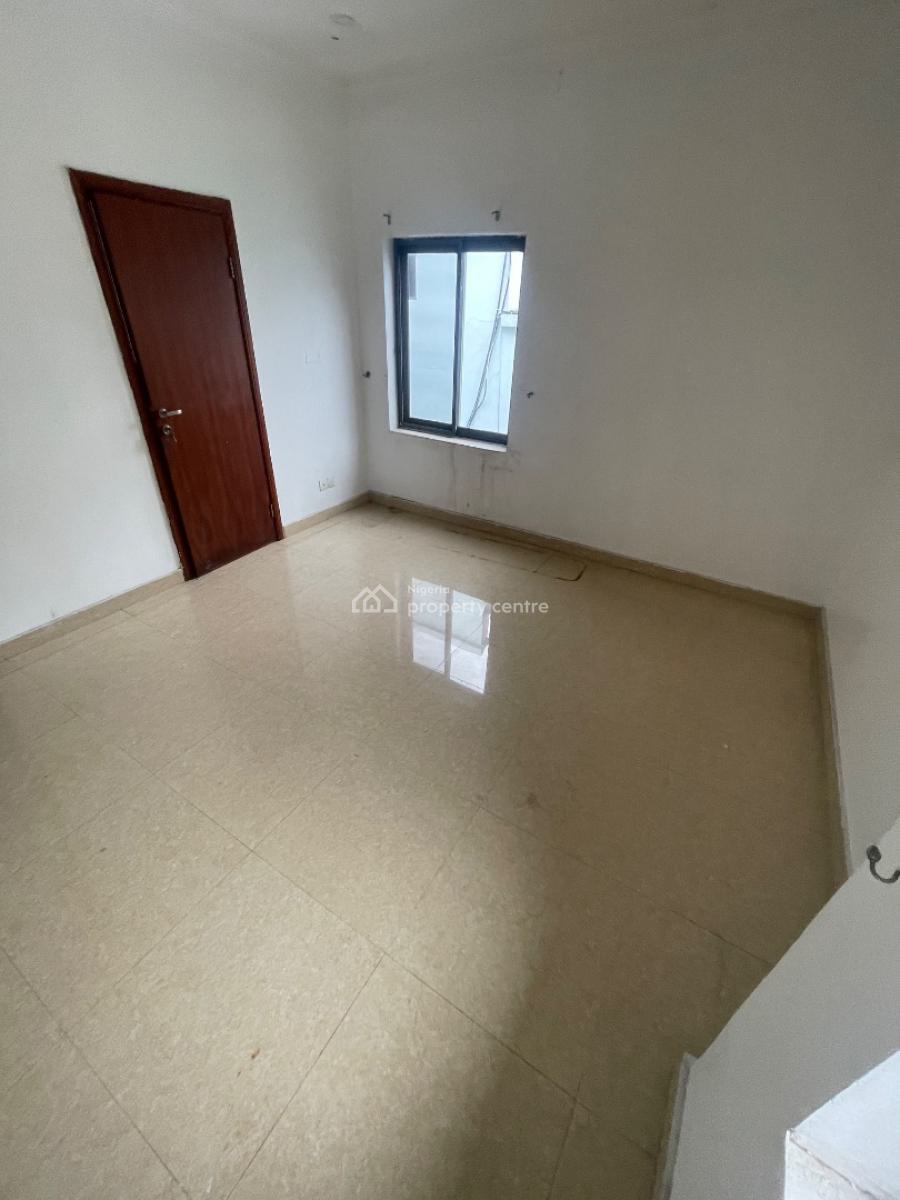 3 Bedroom with Bq Self Service, Off Admiralty Way, Lekki Phase 1, Lekki, Lagos, Flat / Apartment for Rent