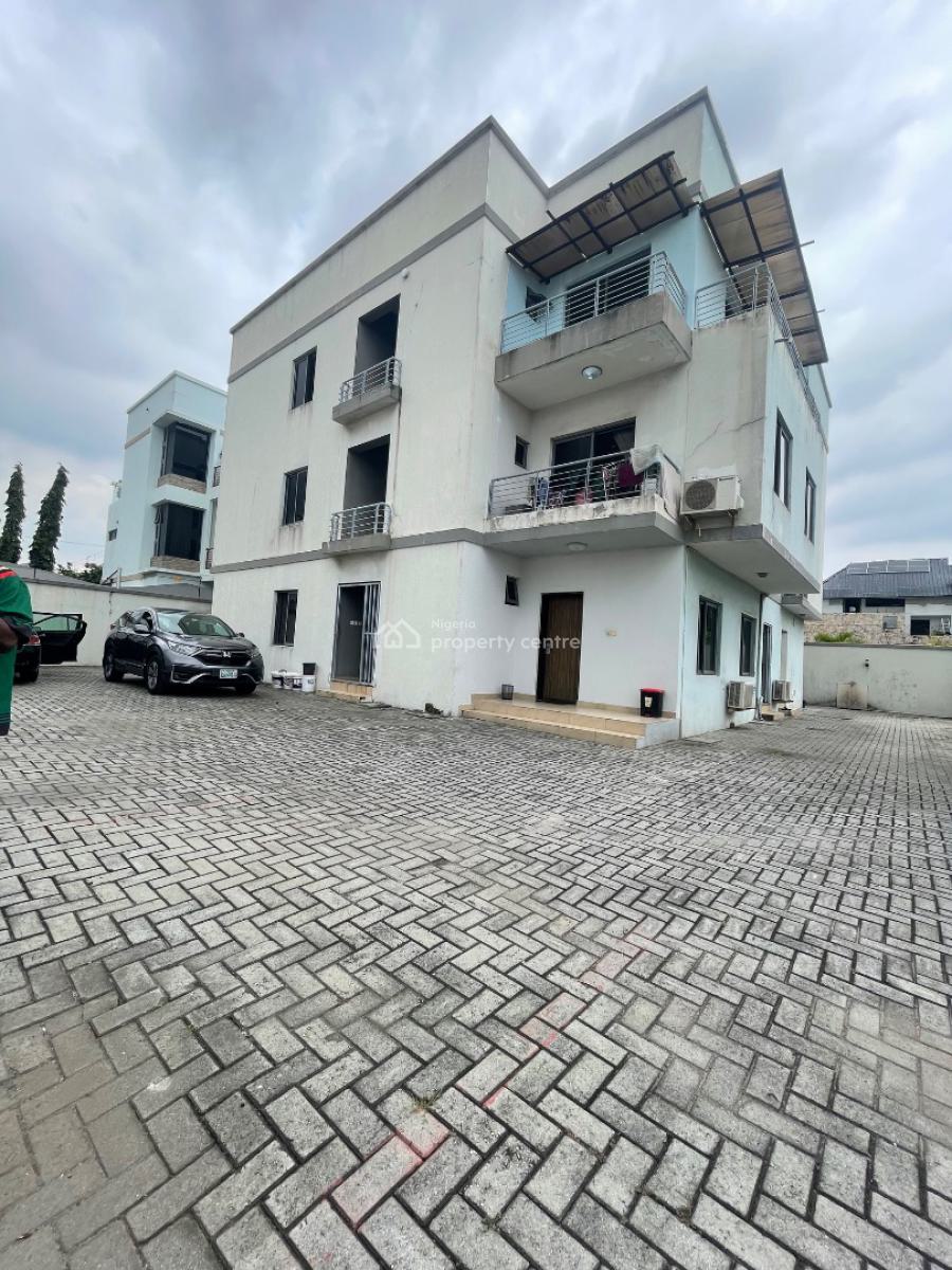3 Bedroom with Bq Self Service, Off Admiralty Way, Lekki Phase 1, Lekki, Lagos, Flat / Apartment for Rent