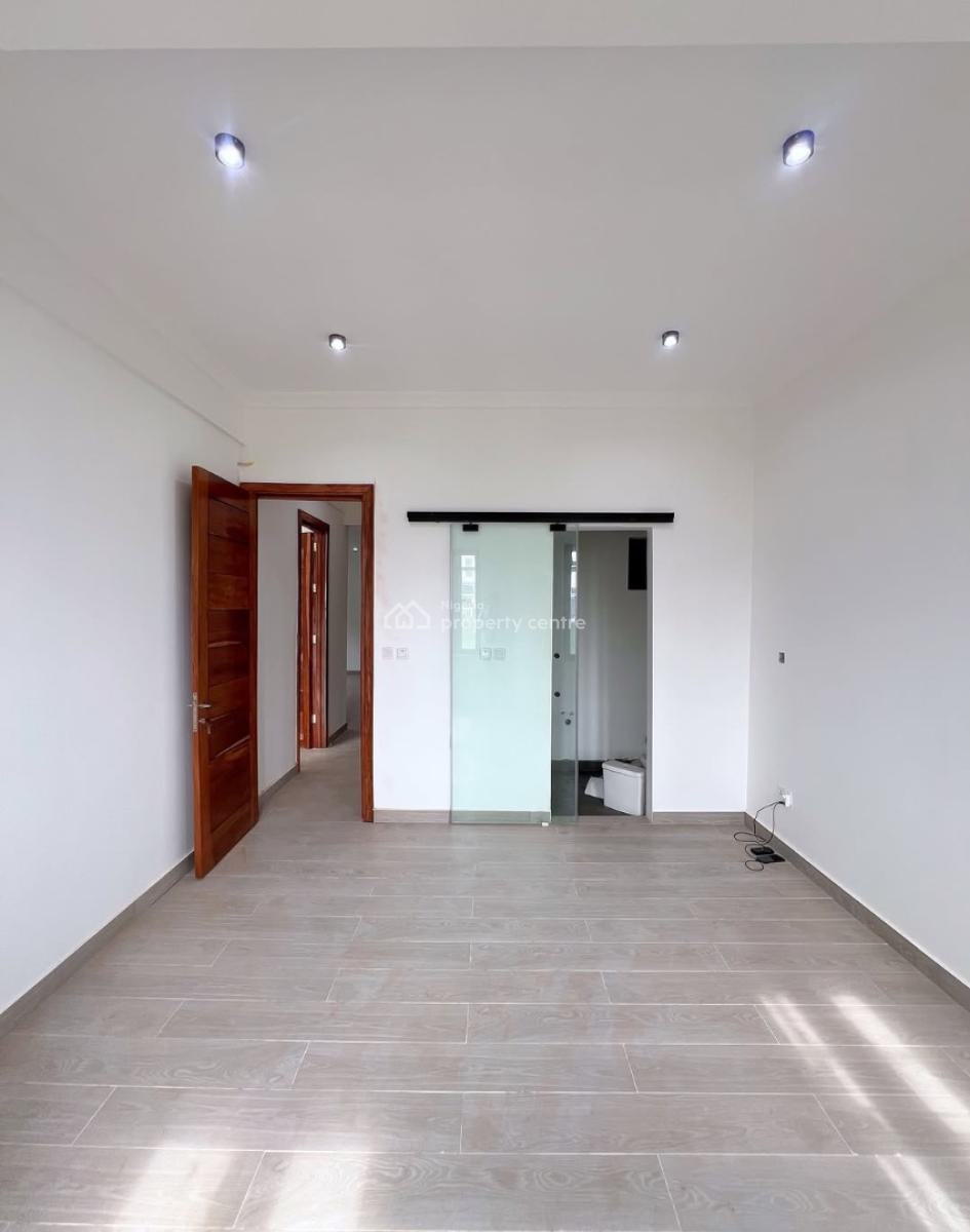 Stunning 2 Bedroom Apartment with Swimming Pool and Elevator, Agungi, Lekki, Lagos, Flat / Apartment for Sale