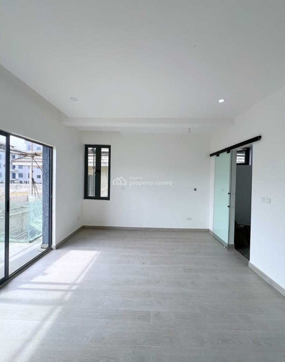 Stunning 2 Bedroom Apartment with Swimming Pool and Elevator, Agungi, Lekki, Lagos, Flat / Apartment for Sale