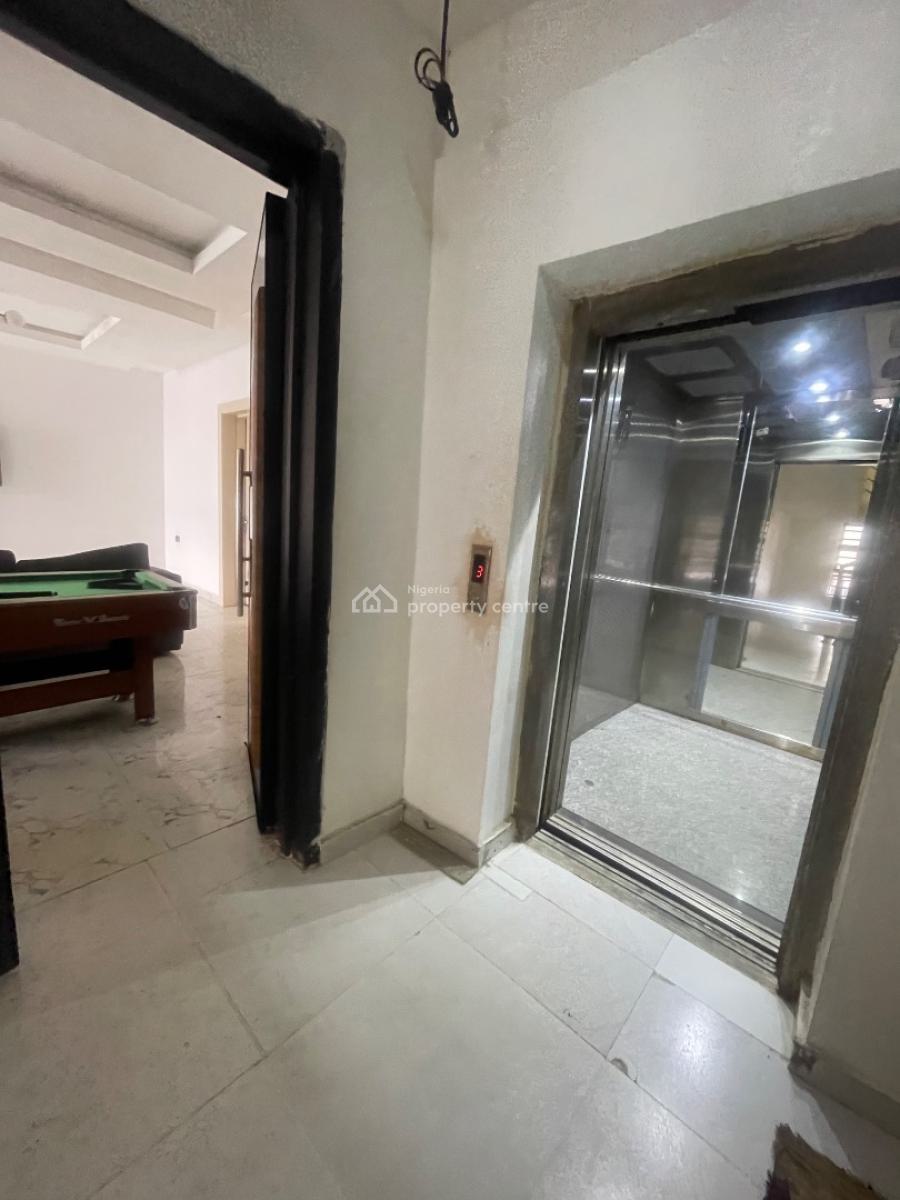 2 Bedroom Flat Fully Service with 24 Hrs Light, Ikate Flood Free Zone and Gated Area, Lekki Phase 1, Lekki, Lagos, Flat / Apartment for Rent