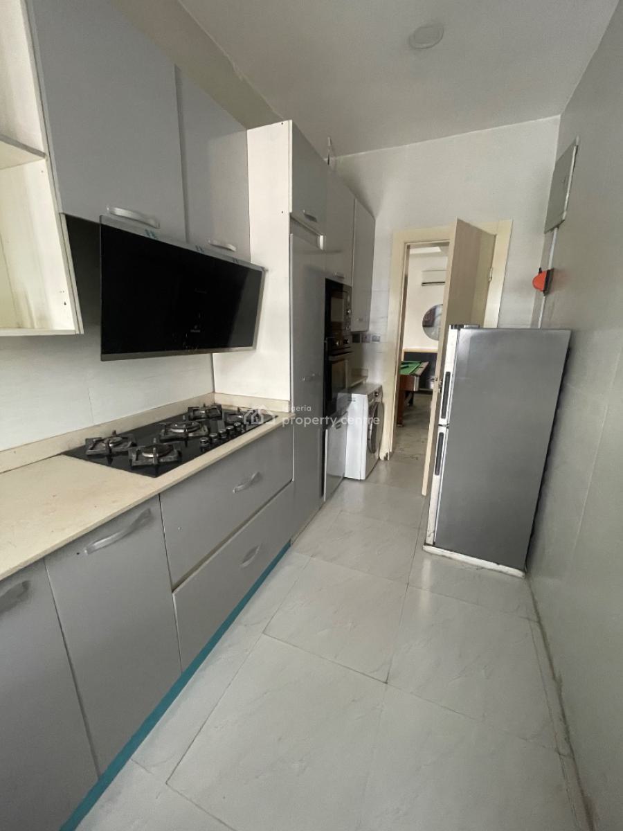 2 Bedroom Flat Fully Service with 24 Hrs Light, Ikate Flood Free Zone and Gated Area, Lekki Phase 1, Lekki, Lagos, Flat / Apartment for Rent
