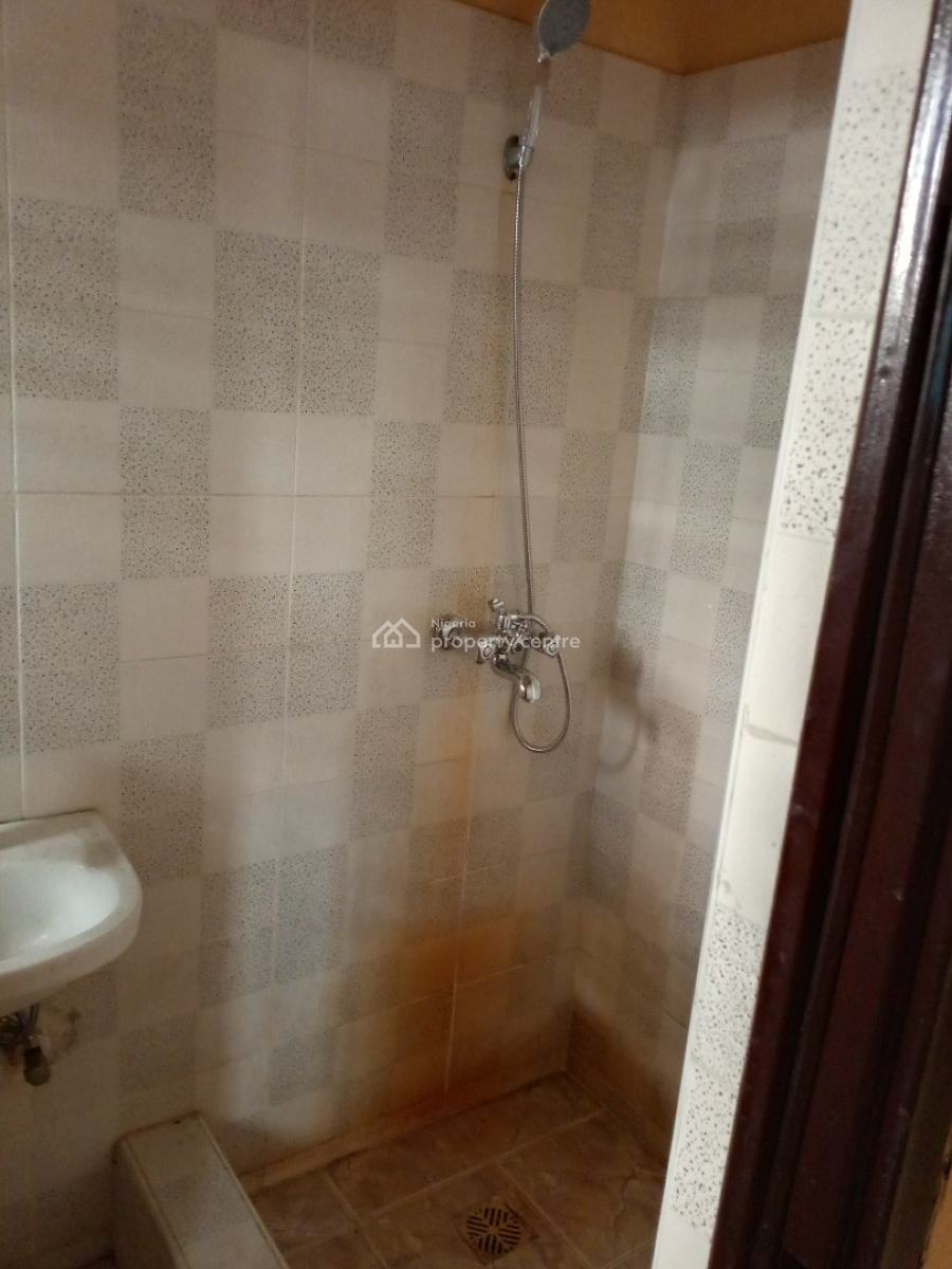 Spacious 2 Bedroom Apartment with Necessary Facilities, Off Mobil Road, Maroko, Ajah, Lagos, Flat / Apartment for Rent