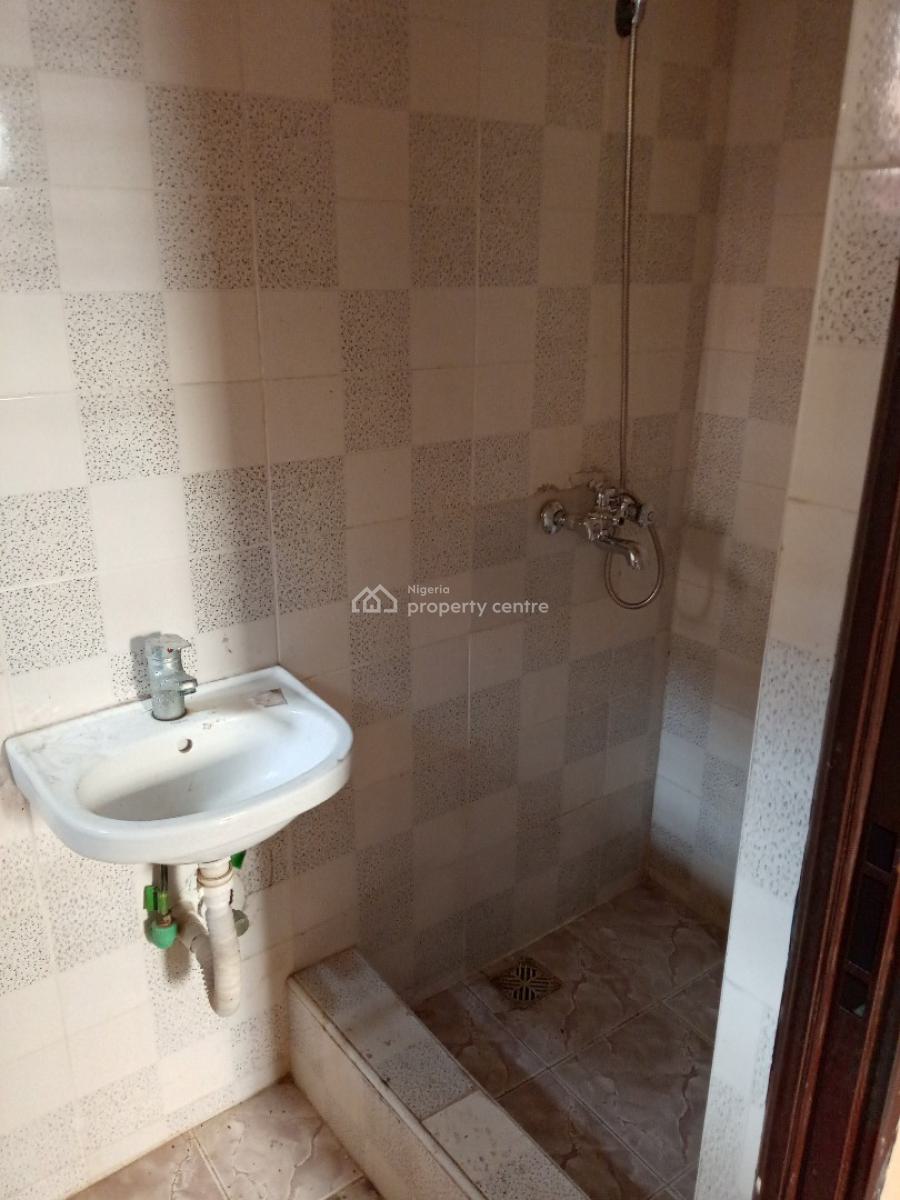 Spacious 2 Bedroom Apartment with Necessary Facilities, Off Mobil Road, Maroko, Ajah, Lagos, Flat / Apartment for Rent