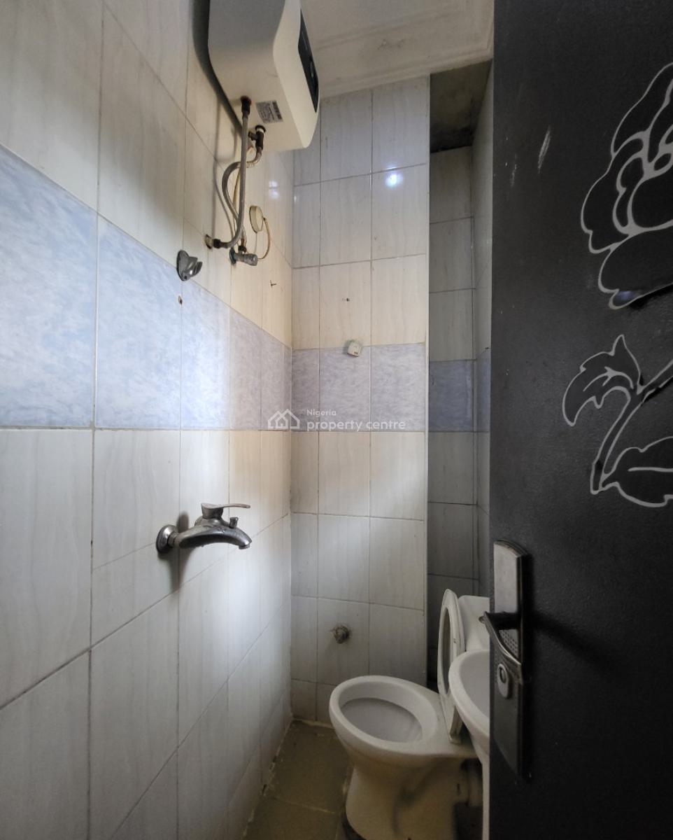 Luxurious Massive, By American International School, Durumi, Abuja, Self Contain (single Rooms) for Rent