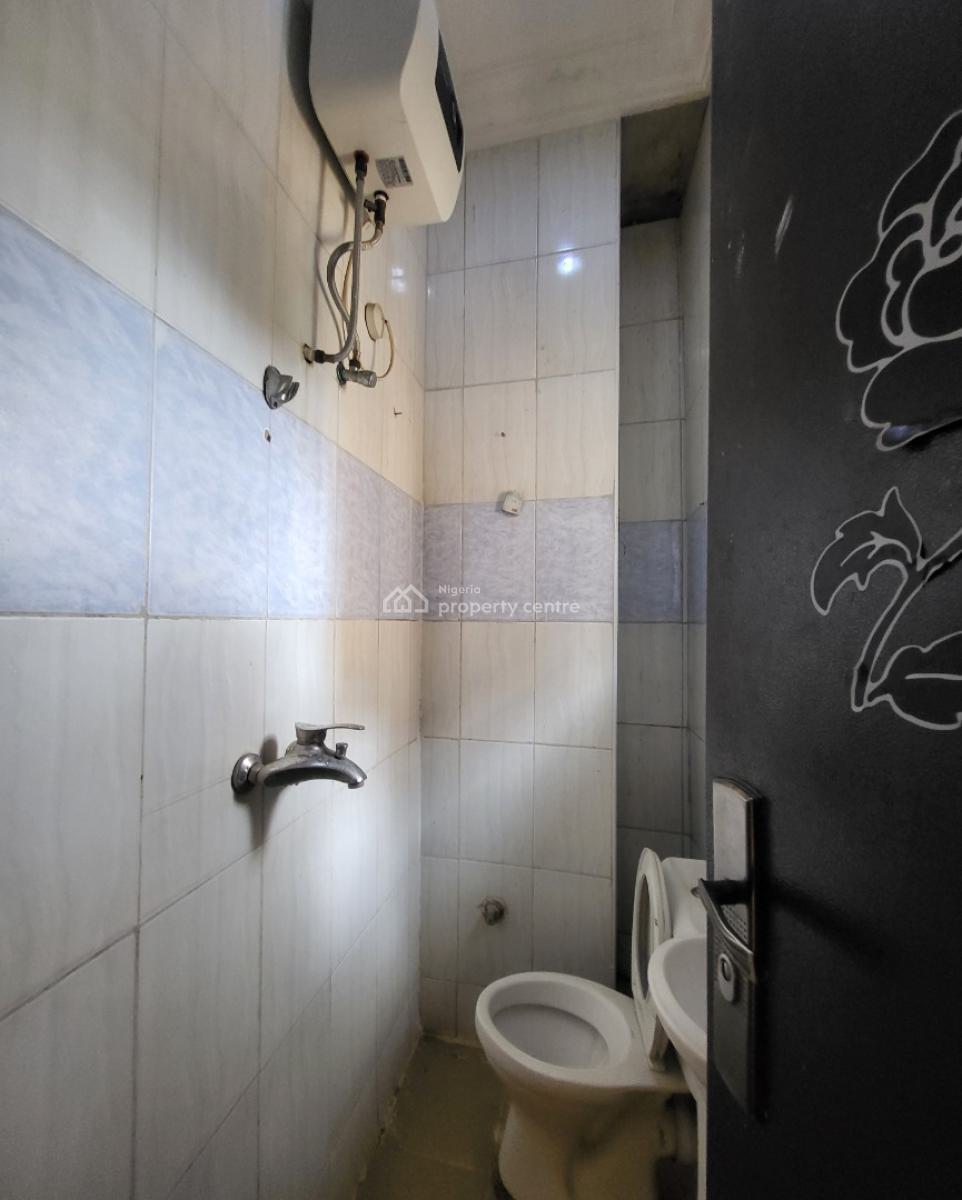 Luxurious Massive, By American International School, Durumi, Abuja, Self Contain (single Rooms) for Rent